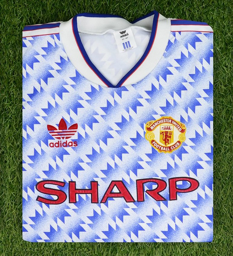 Man united online 92 away kit
